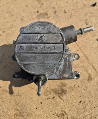 Opel Zafira A Vacuum pump 0252738 10120278 24406132