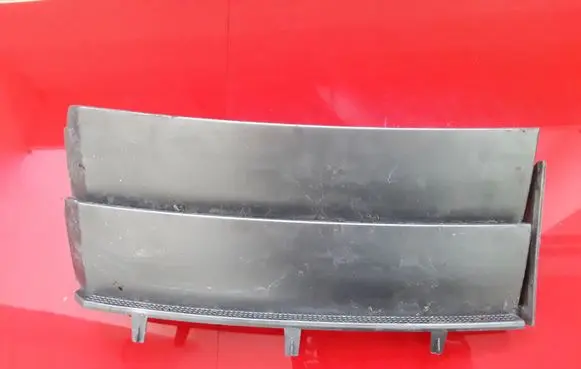 Land Rover Range Rover Sport L320 Fender grill 51137026899