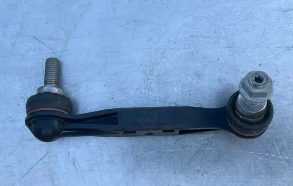 BMW i8 Rear anti-roll bar/stabilizer link 6785608 075J02