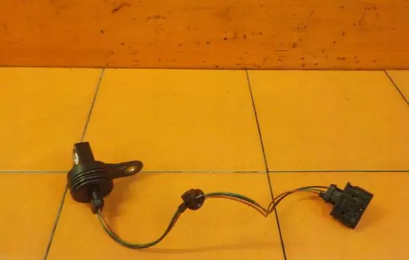Land Rover Range Rover L405 Oil level sensor 9H2Q6C845AC 4MB84