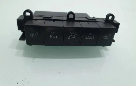 Mercedes-Benz B W245 Seat heating switch 1698208910