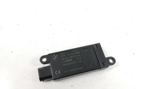 BMW 6 F12 F13 Aerial antenna amplifier 9233009 63945210