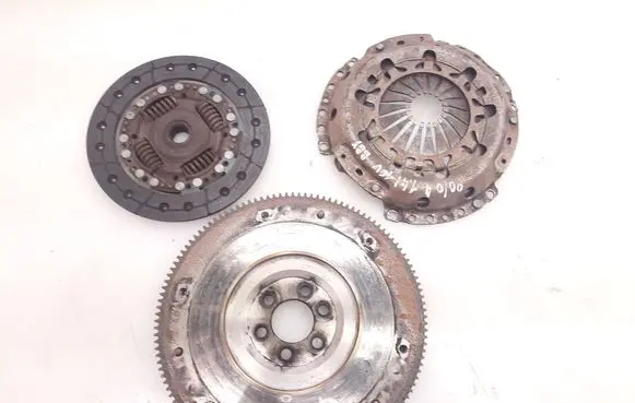 Volkswagen Polo IV 9N3 Clutch set kit 036141032N 030105271D 036141025Q