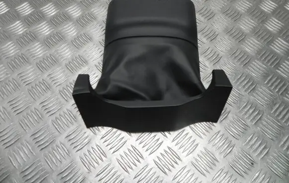 Steering wheel column trim