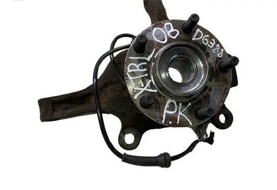 Nissan X-Trail T31 Front wheel hub