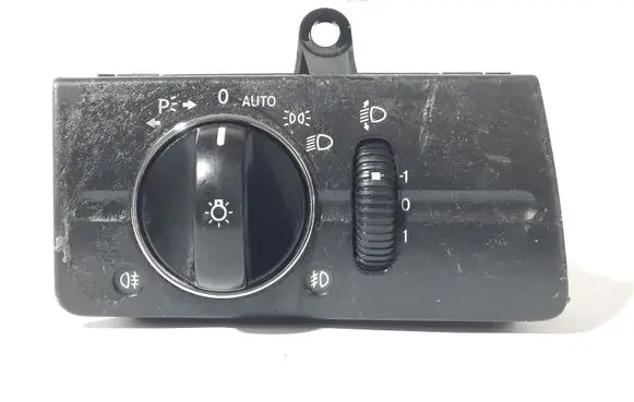 Mercedes-Benz E W211 Light switch 2115450904 04056043