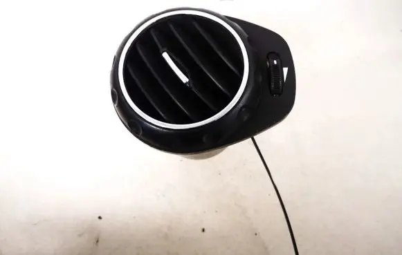 Alfa Romeo 147 Dash center air vent grill