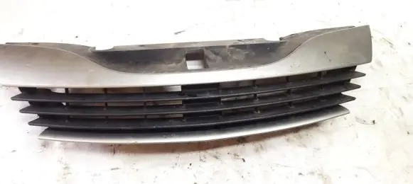 Renault Laguna II Front grill 42137