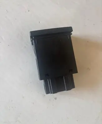 Volkswagen Touareg I Hazard light switch MN105 703953235