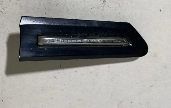 BMW 7 F01 F02 F03 F04 Front fender indicator light 7203371
