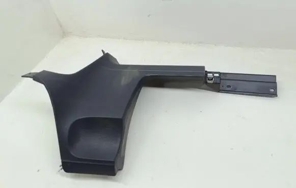 Volkswagen Golf V Dashboard lower bottom trim panel 1K1858368