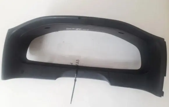 Nissan Almera Speedometer (instrument cluster) 682401n600