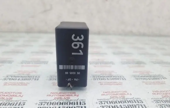 Volkswagen Sharan Window wiper relay 4A0907440