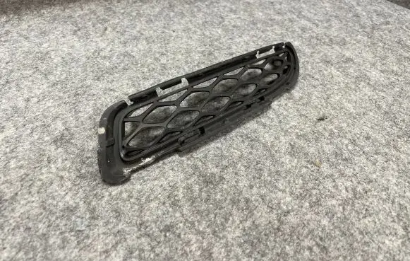 Dodge Durango Front fog light trim/grill 68307812AA