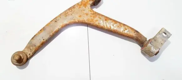Citroen Xsara Picasso Front lower control arm/wishbone