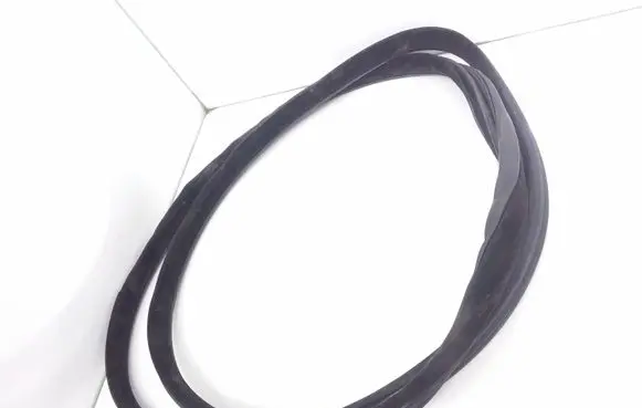 Jaguar XF X250 Front door rubber seal 8X23F20708