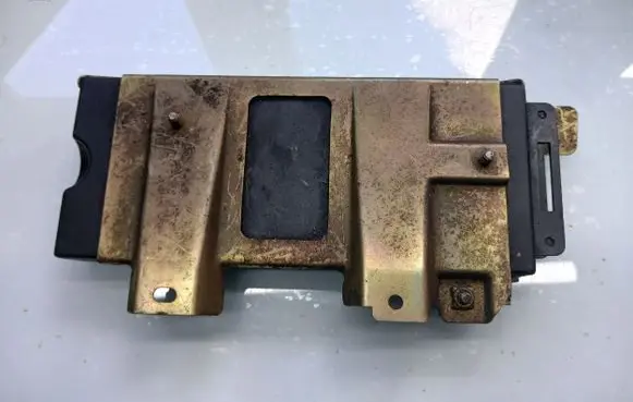 BMW 5 E39 Other control units/modules 84118360235