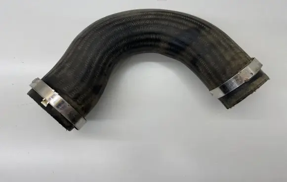 Volkswagen Golf VI Intercooler hose/pipe
