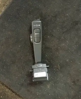 Volvo V70 Wiper control stalk 31275359 270583AAC