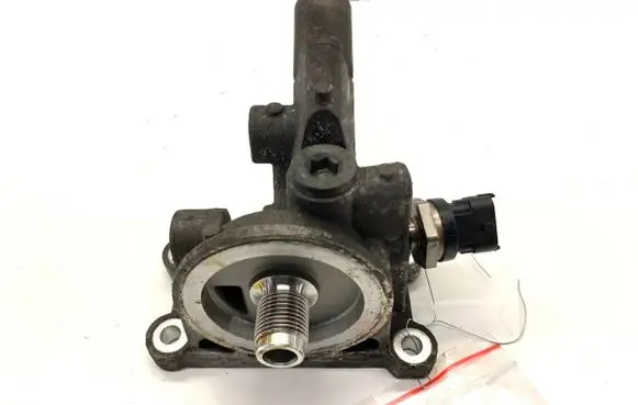 Ford Escape III Oil filter mounting bracket F2GE6881CC