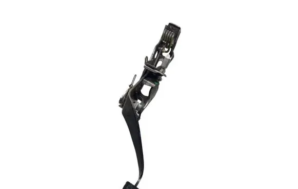 Toyota RAV 4 (XA30) Brake pedal