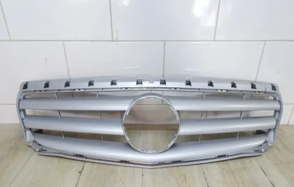 Mercedes-Benz B W246 W242 Front bumper upper radiator grill A2468880060