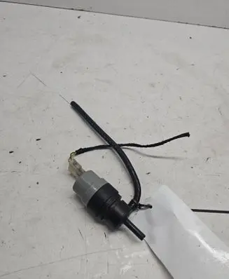 Windscreen/windshield washer pump