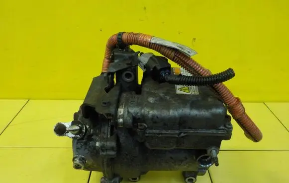 Mitsubishi Outlander Air conditioning (A/C) compressor (pump) 7813A378