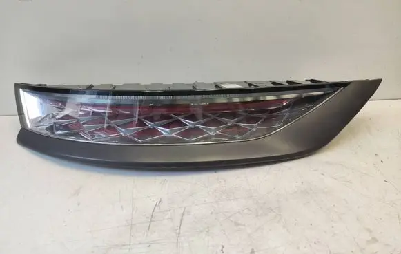Citroen DS7 Crossback Tailgate rear/tail lights 9824986580 CN00000120 012010457