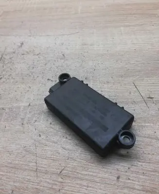 BMW 6 E63 E64 Aerial antenna amplifier 6949226
