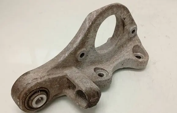 Volvo V40 Driveshaft support bearing bracket 31401993