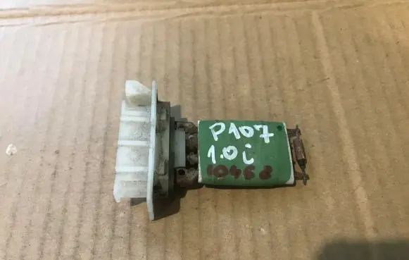 Peugeot 107 Heater blower motor/fan resistor 13223A VALEO