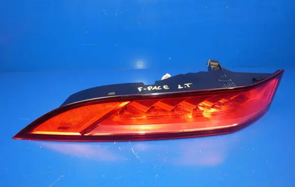 Jaguar F-Pace Rear/tail lights HK8313405AG 13122019 0019682916