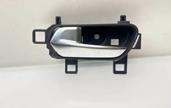 Nissan Juke II F16 Rear door interior handle 806715FA6 806715FA5A P1006314