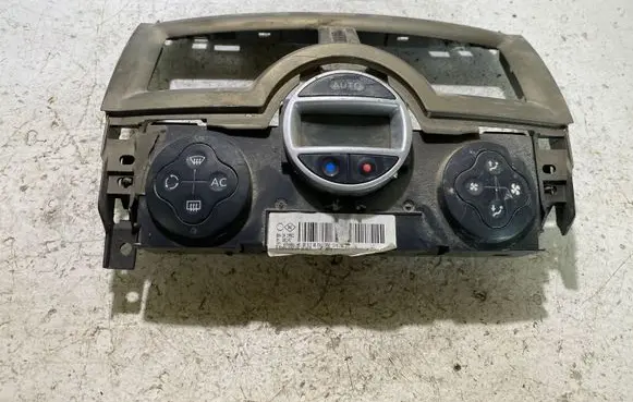 Renault Megane II Climate control unit 8200413906 69340061 GDC18C