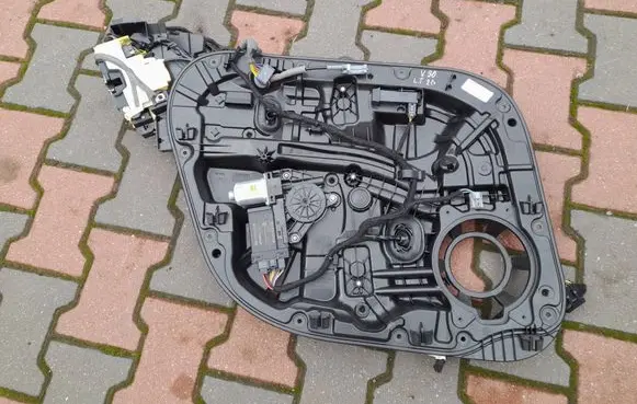 Volvo S90, V90 Rear window lifting mechanism without motor 31378594