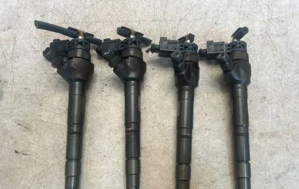 Audi Q5 SQ5 8R Fuel injectors set 0445110369 03L130277J