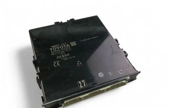Toyota Auris E180 Keyless (KESSY) go control unit/module 8999002370