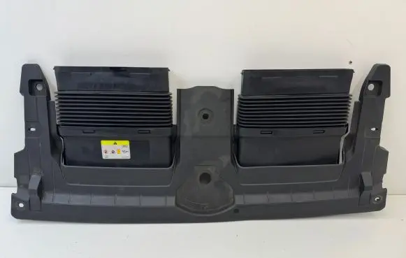 Audi Q7 4M Intercooler air guide/duct channel 4M0129510D 4M0807081A
