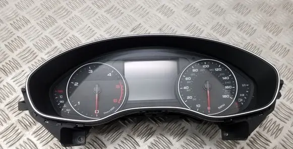 Audi A7 S7 4G Speedometer (instrument cluster) 4G8920950K