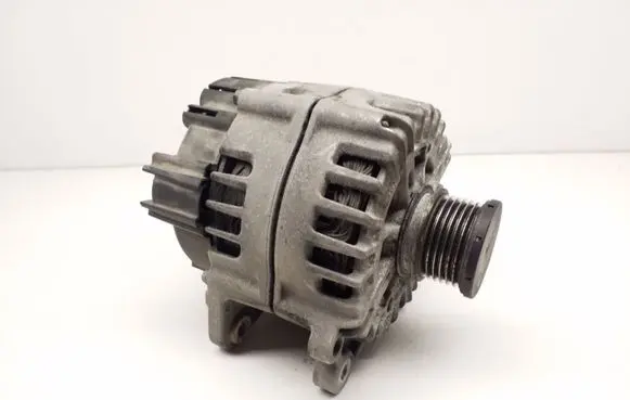 Audi A6 S6 C7 4G Generator/alternator 03l903016A