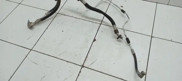 Opel Astra H Air conditioning (A/C) pipe/hose 