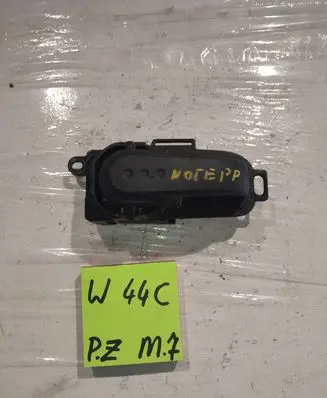 Nissan Note (E11) Front door interior handle 80670AXBC00