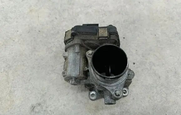 Opel Signum Throttle body valve 48CPD1