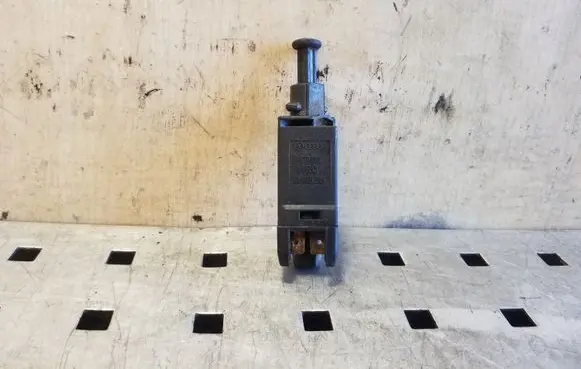 Brake pedal sensor switch