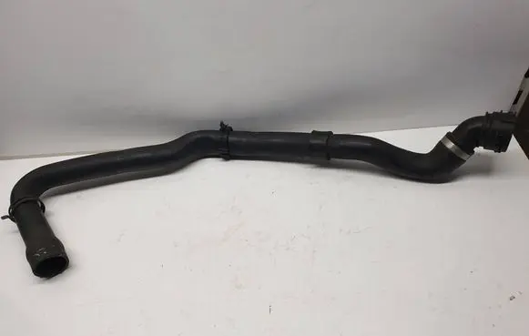 Volkswagen Touareg I Electric car engine cooling hoses/pipes 7L0122101E 111217