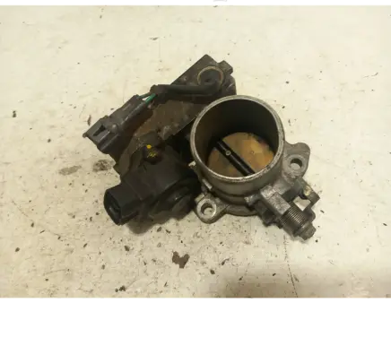 Toyota Avensis Verso Throttle valve 27020