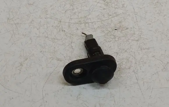 Toyota Auris 150 Front door sensor