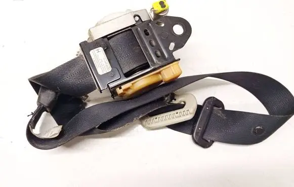 Mazda CX-7 Front seatbelt 