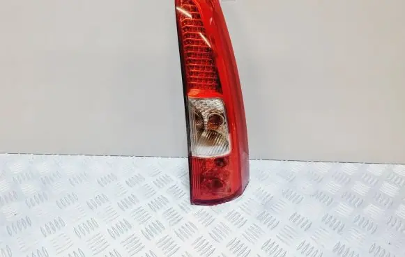 Volvo V70 Rear/tail lights 30643331